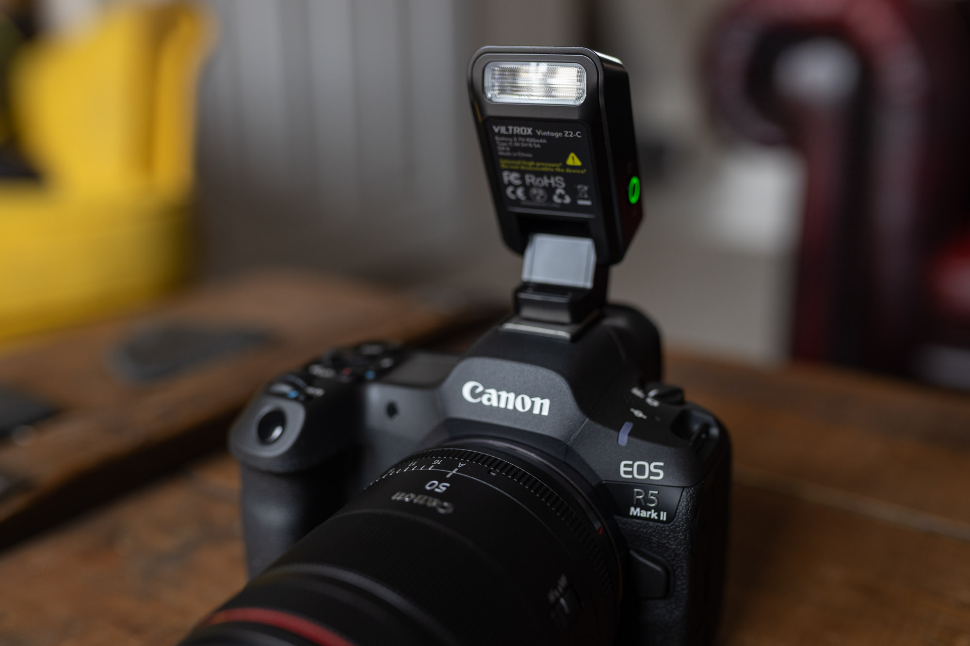Viltrox Vintage Z2 Flash